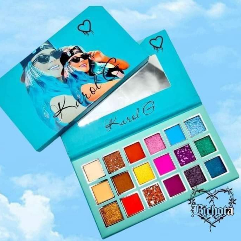 Karol G pallet. BLUE